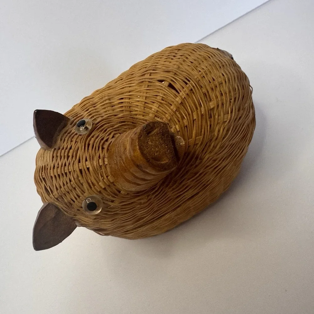 Vintage Wicker Pig Basket Novelty - Small Cute Storage Trinket Box Brown